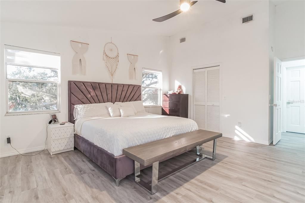 For Rent: $3,200 (4 beds, 2 baths, 2442 Square Feet)