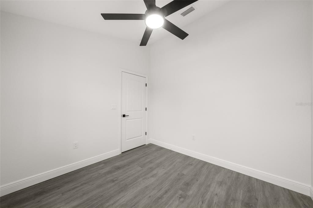 На продажу: $299,000 (3 спален, 2 ванн, 1503 Квадратных фут)