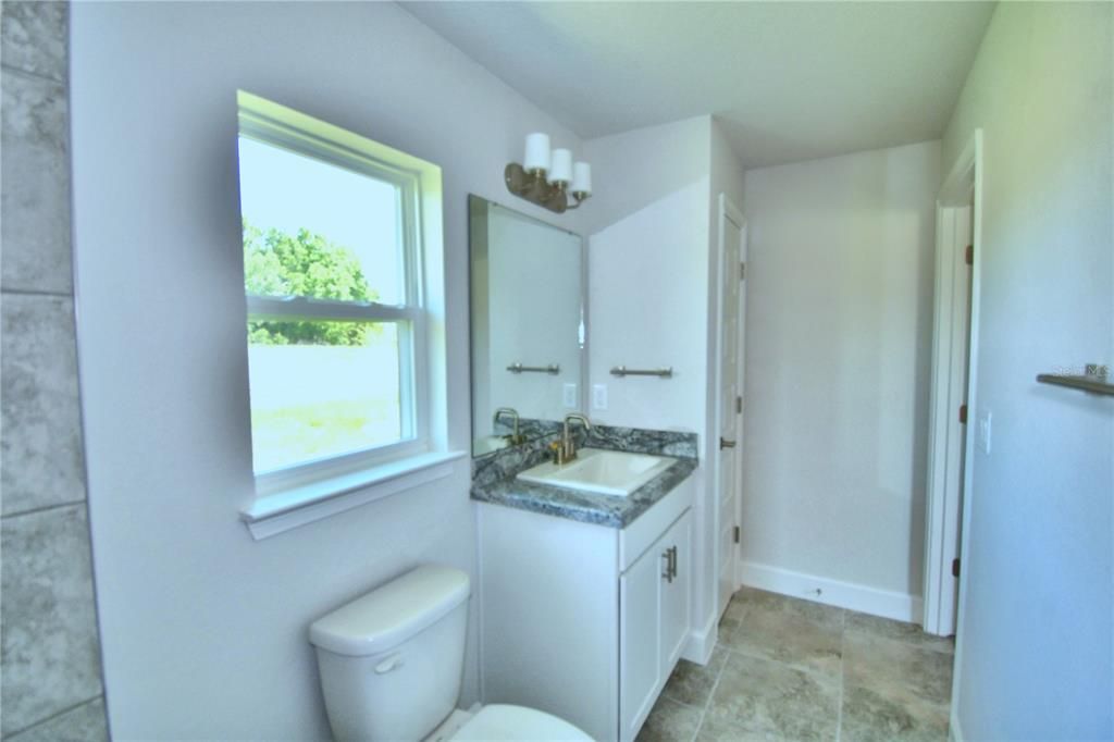 For Sale: $381,366 (4 beds, 3 baths, 2200 Square Feet)