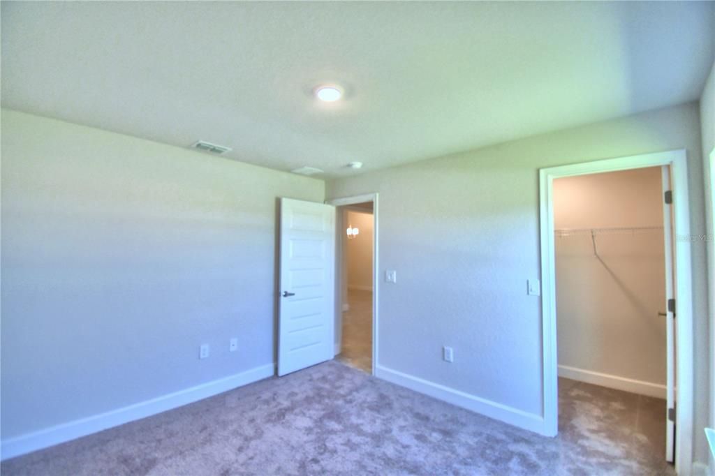 For Sale: $381,366 (4 beds, 3 baths, 2200 Square Feet)
