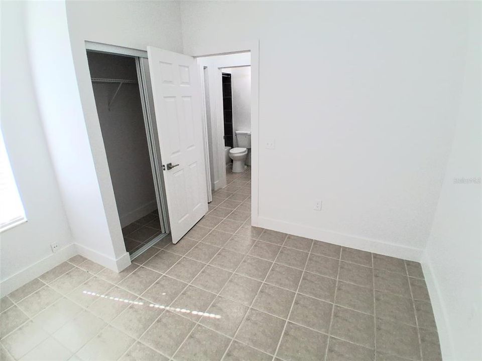 For Sale: $269,900 (2 beds, 2 baths, 902 Square Feet)
