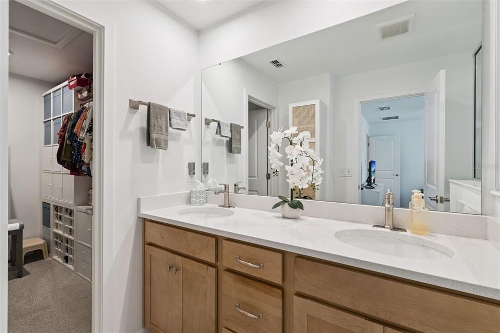For Sale: $399,000 (3 beds, 2 baths, 1476 Square Feet)