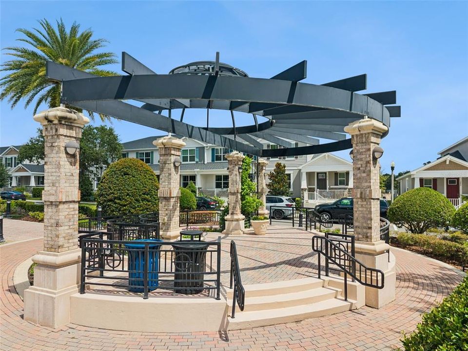 For Sale: $399,000 (3 beds, 2 baths, 1476 Square Feet)