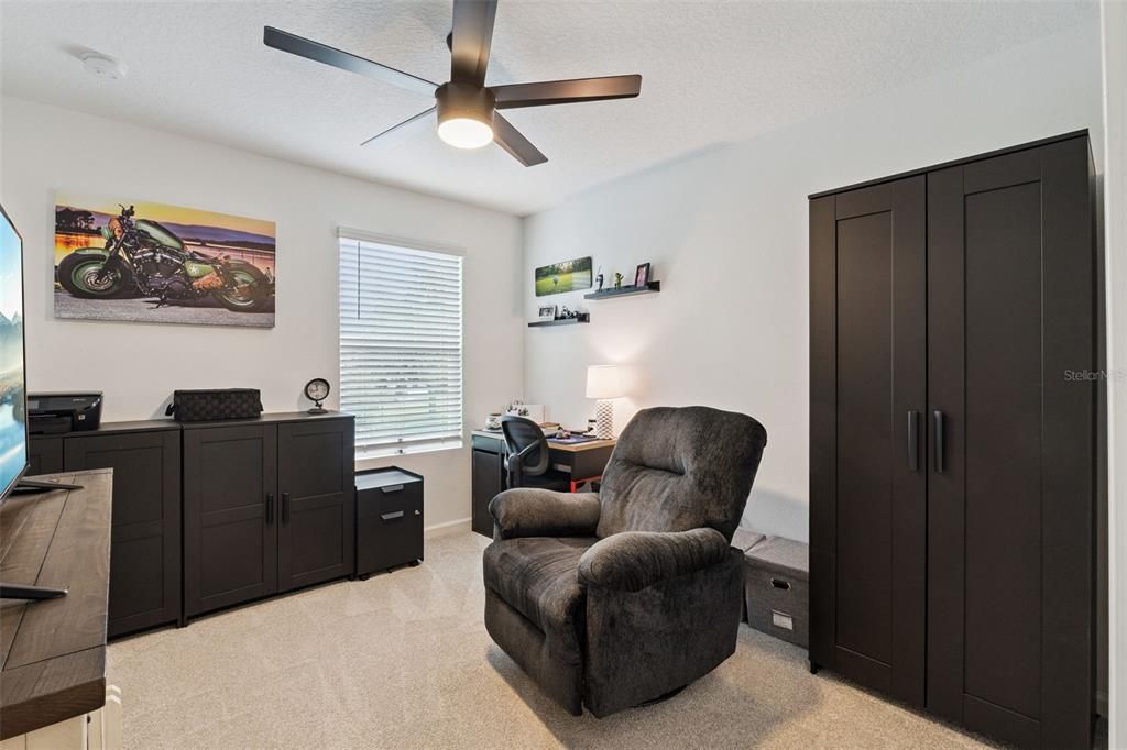 For Sale: $399,000 (3 beds, 2 baths, 1476 Square Feet)