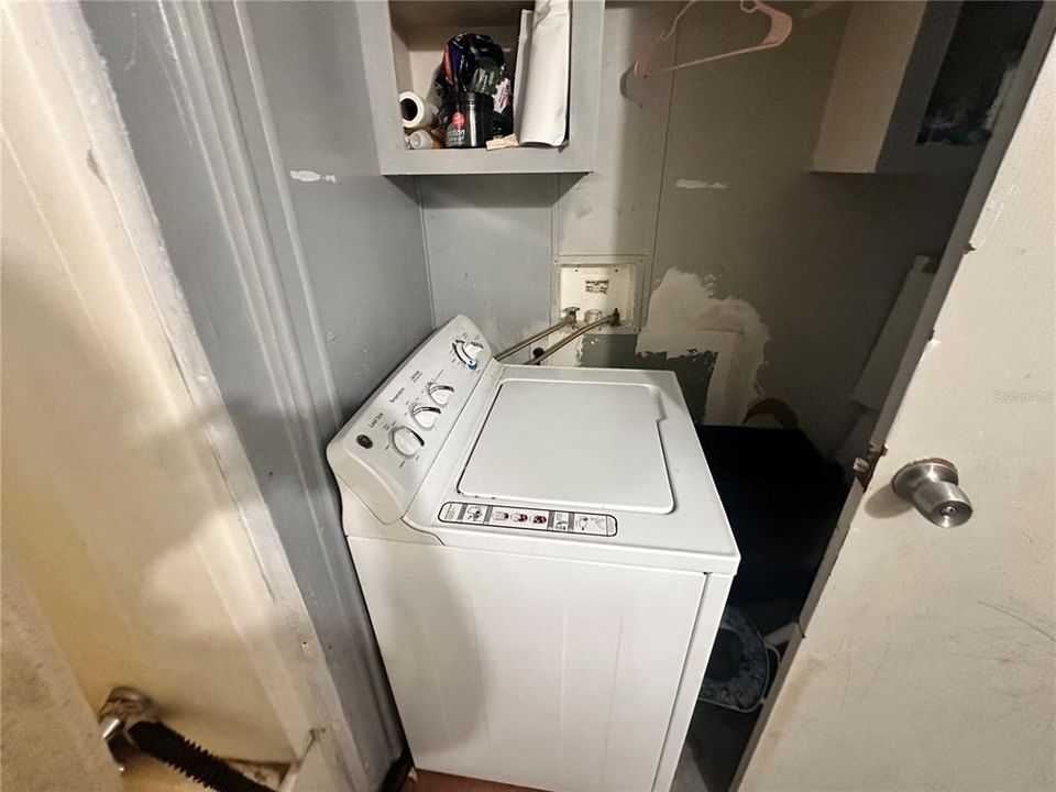 待售: $99,999 (3 贝兹, 2 浴室, 1062 平方英尺)