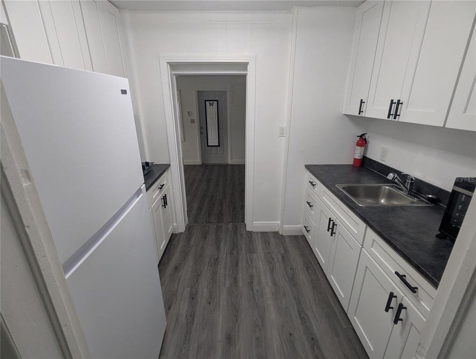 For Rent: $1,350 (6 beds, 3 baths, 2279 Square Feet)