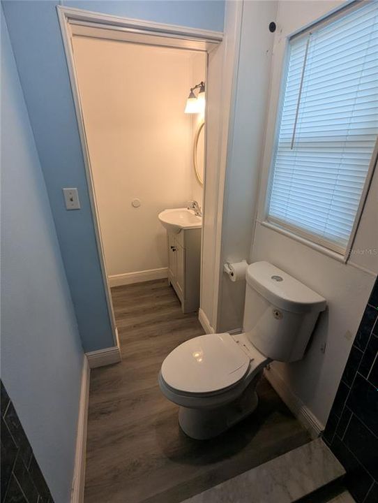 For Rent: $1,350 (6 beds, 3 baths, 2279 Square Feet)