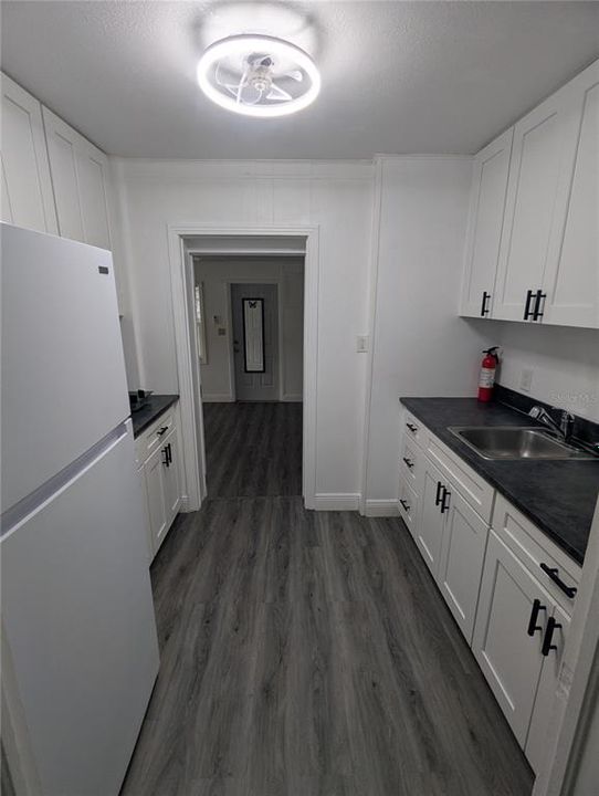 For Rent: $1,350 (6 beds, 3 baths, 2279 Square Feet)
