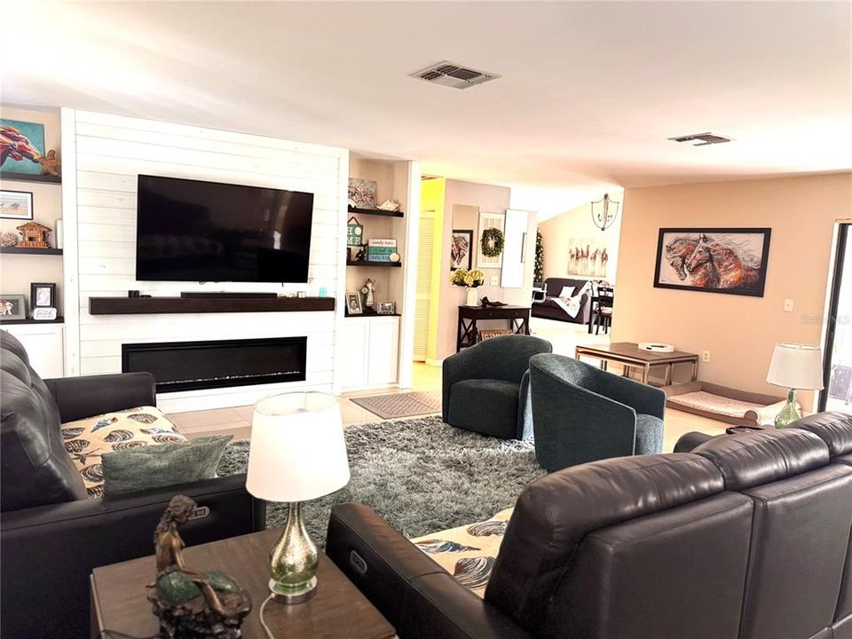 En Venta: $539,000 (3 camas, 2 baños, 2183 Pies cuadrados)