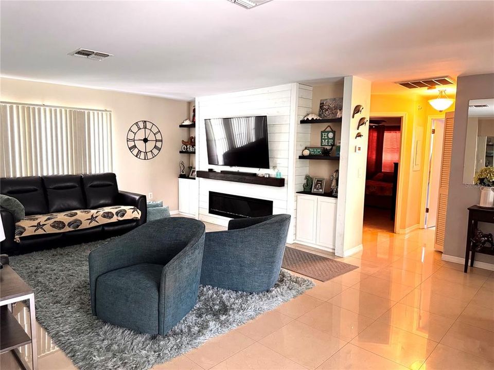 En Venta: $539,000 (3 camas, 2 baños, 2183 Pies cuadrados)
