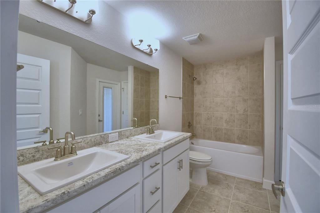 For Sale: $410,852 (4 beds, 3 baths, 2508 Square Feet)