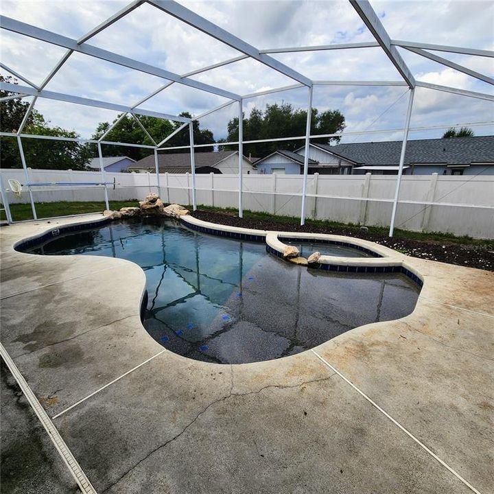 For Rent: $2,650 (3 beds, 2 baths, 1644 Square Feet)