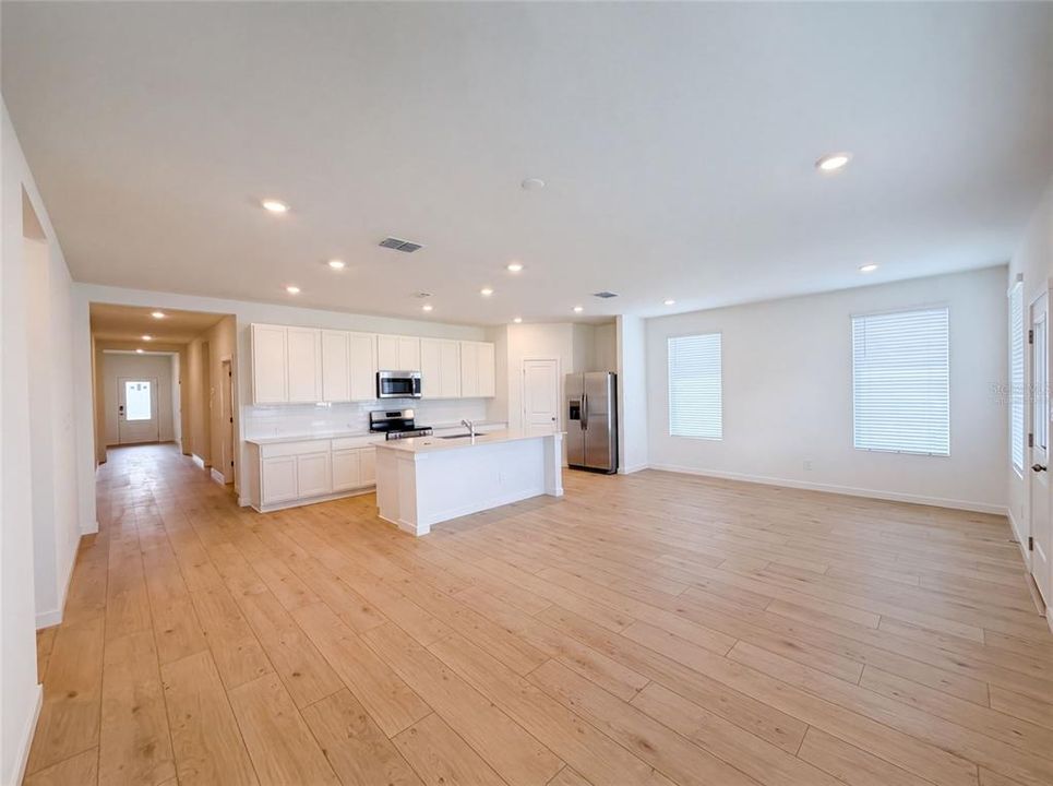 На продажу: $455,000 (4 спален, 3 ванн, 2366 Квадратных фут)