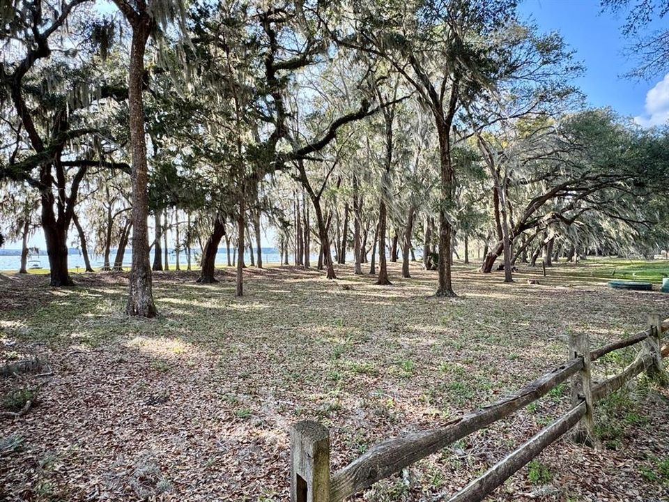 待售: $76,500 (0.10 acres)