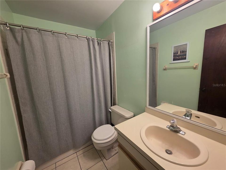 For Sale: $299,000 (3 beds, 2 baths, 1356 Square Feet)