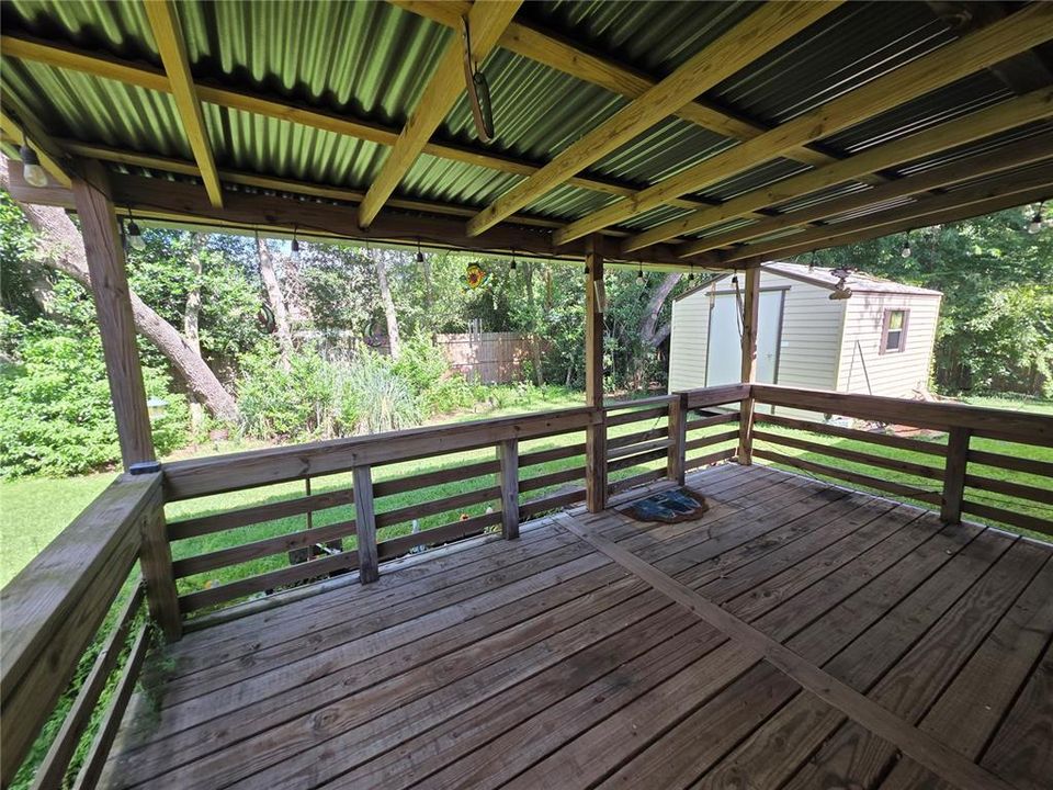 For Sale: $299,000 (3 beds, 2 baths, 1356 Square Feet)