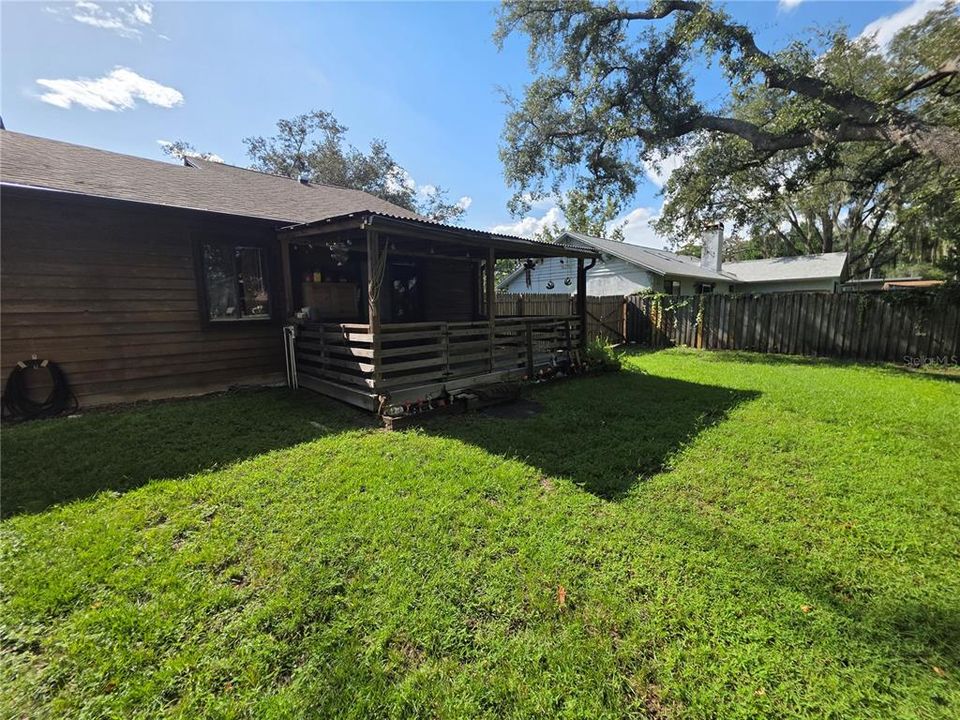 For Sale: $299,000 (3 beds, 2 baths, 1356 Square Feet)
