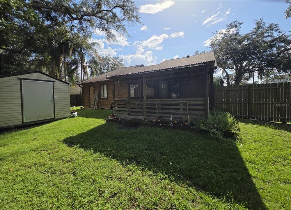 For Sale: $299,000 (3 beds, 2 baths, 1356 Square Feet)