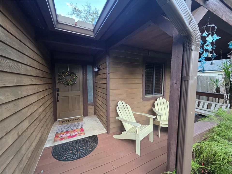 For Sale: $299,000 (3 beds, 2 baths, 1356 Square Feet)