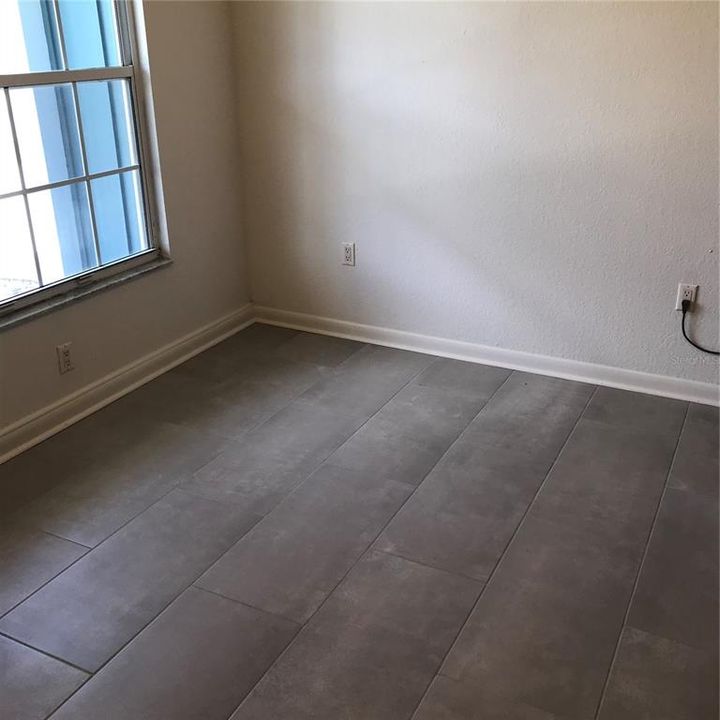 For Sale: $350,000 (3 beds, 2 baths, 1659 Square Feet)