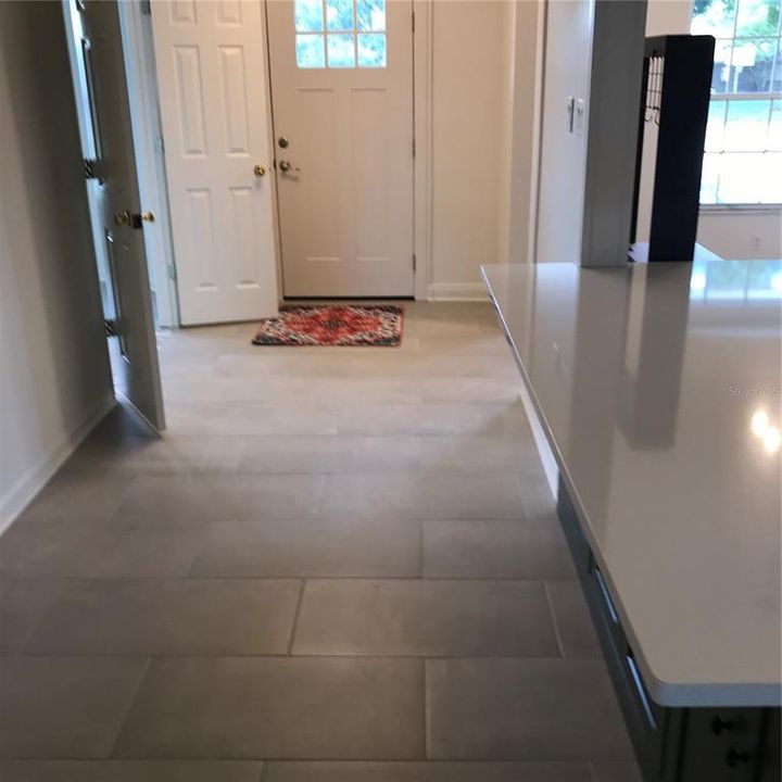 For Sale: $350,000 (3 beds, 2 baths, 1659 Square Feet)