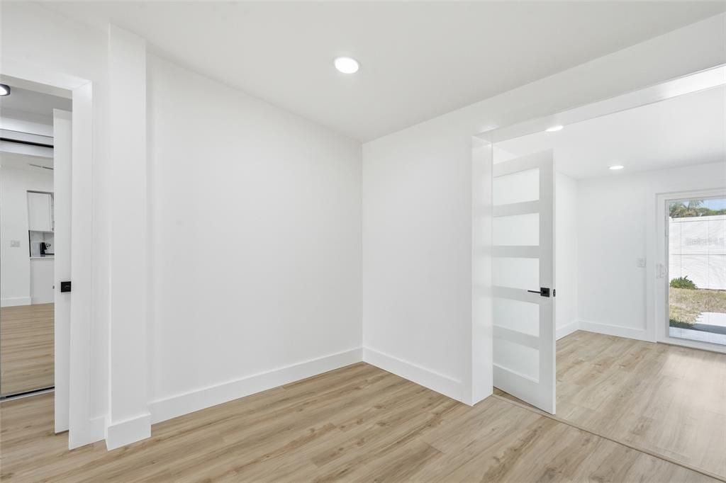 For Sale: $439,900 (4 beds, 2 baths, 1840 Square Feet)