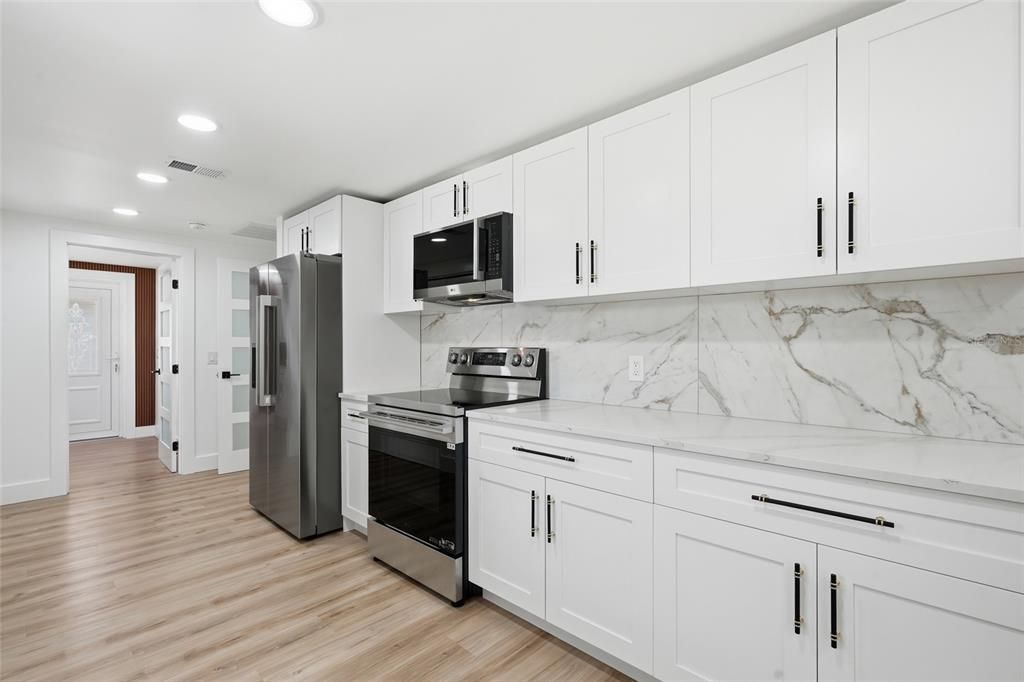 For Sale: $439,900 (4 beds, 2 baths, 1840 Square Feet)