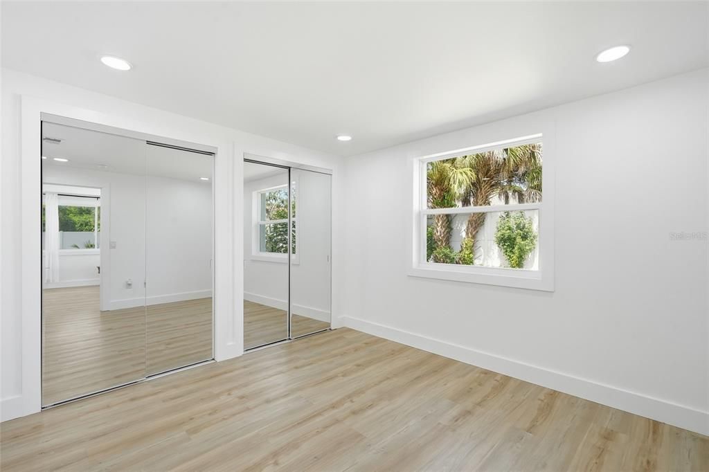 For Sale: $439,900 (4 beds, 2 baths, 1840 Square Feet)