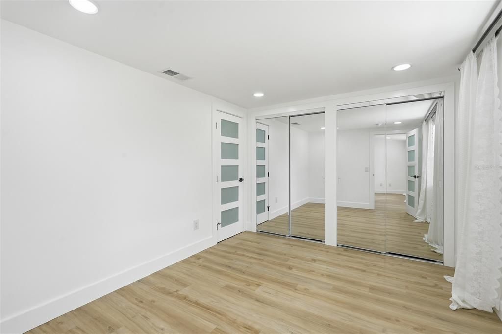 For Sale: $439,900 (4 beds, 2 baths, 1840 Square Feet)