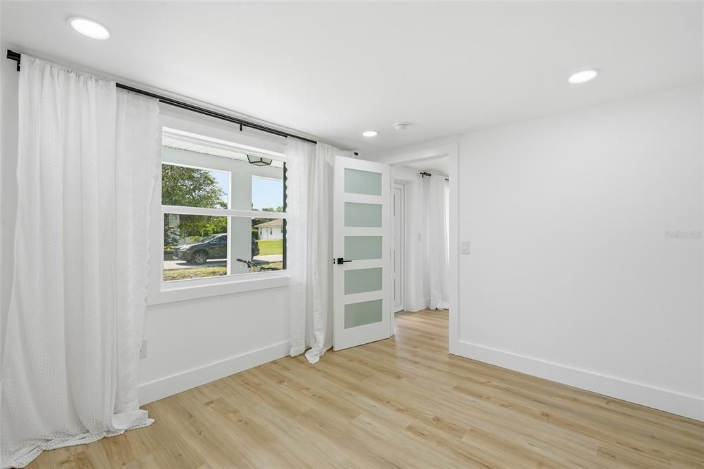 For Sale: $439,900 (4 beds, 2 baths, 1840 Square Feet)