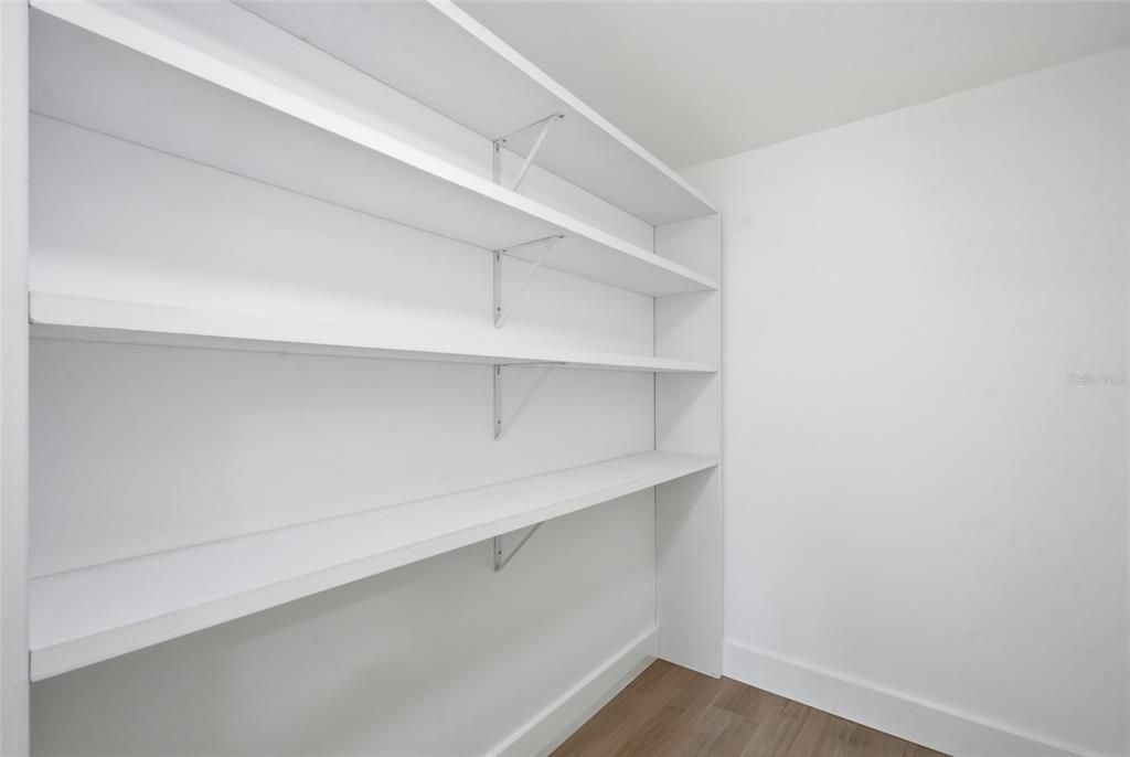 For Sale: $439,900 (4 beds, 2 baths, 1840 Square Feet)