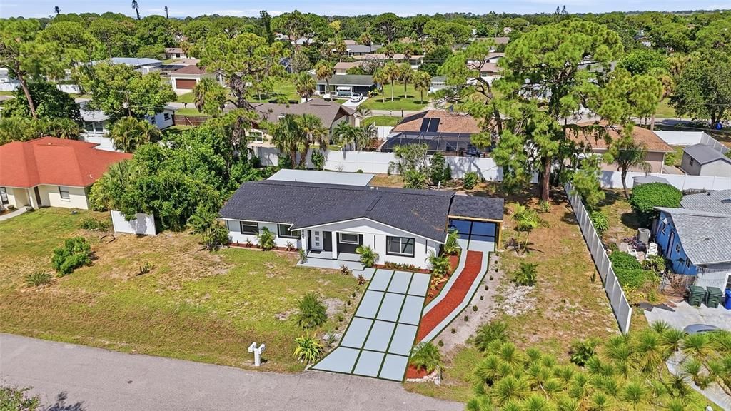 For Sale: $439,900 (4 beds, 2 baths, 1840 Square Feet)