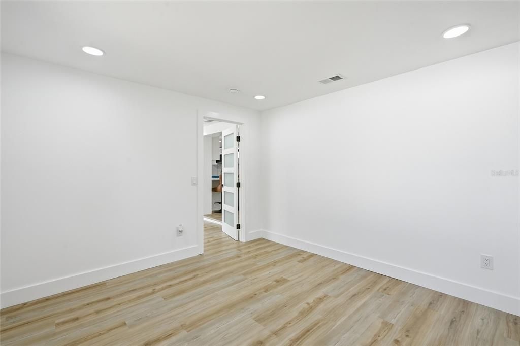 For Sale: $439,900 (4 beds, 2 baths, 1840 Square Feet)