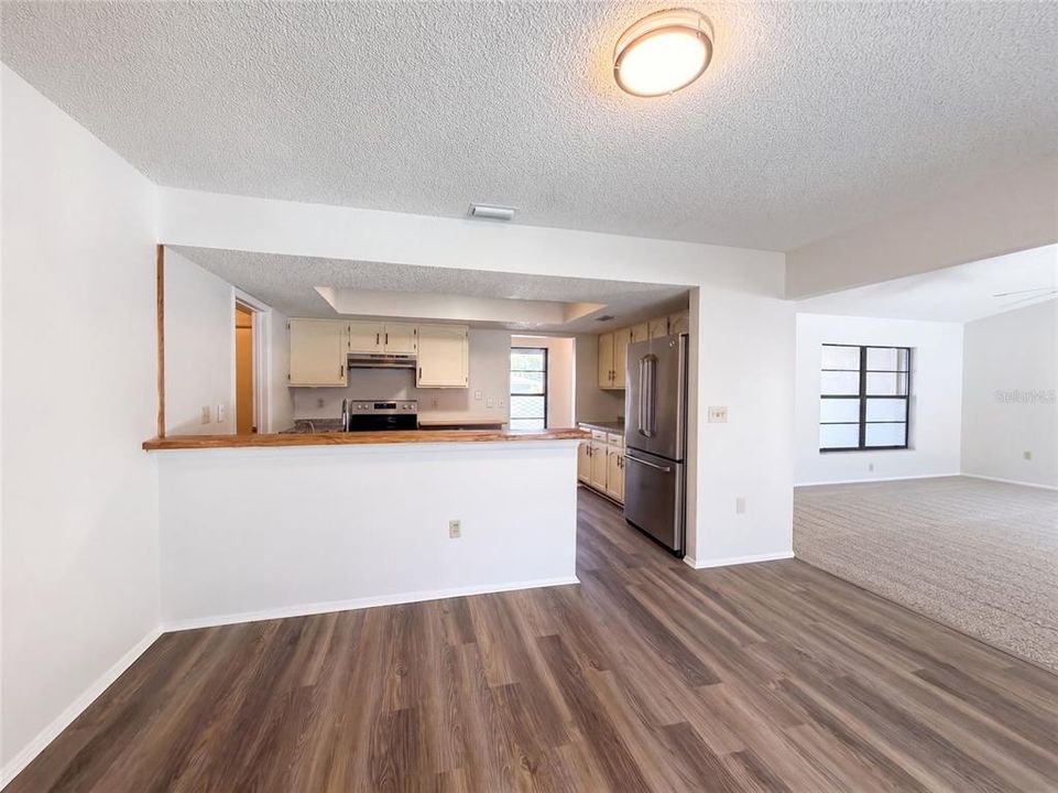 For Sale: $367,000 (3 beds, 2 baths, 1533 Square Feet)