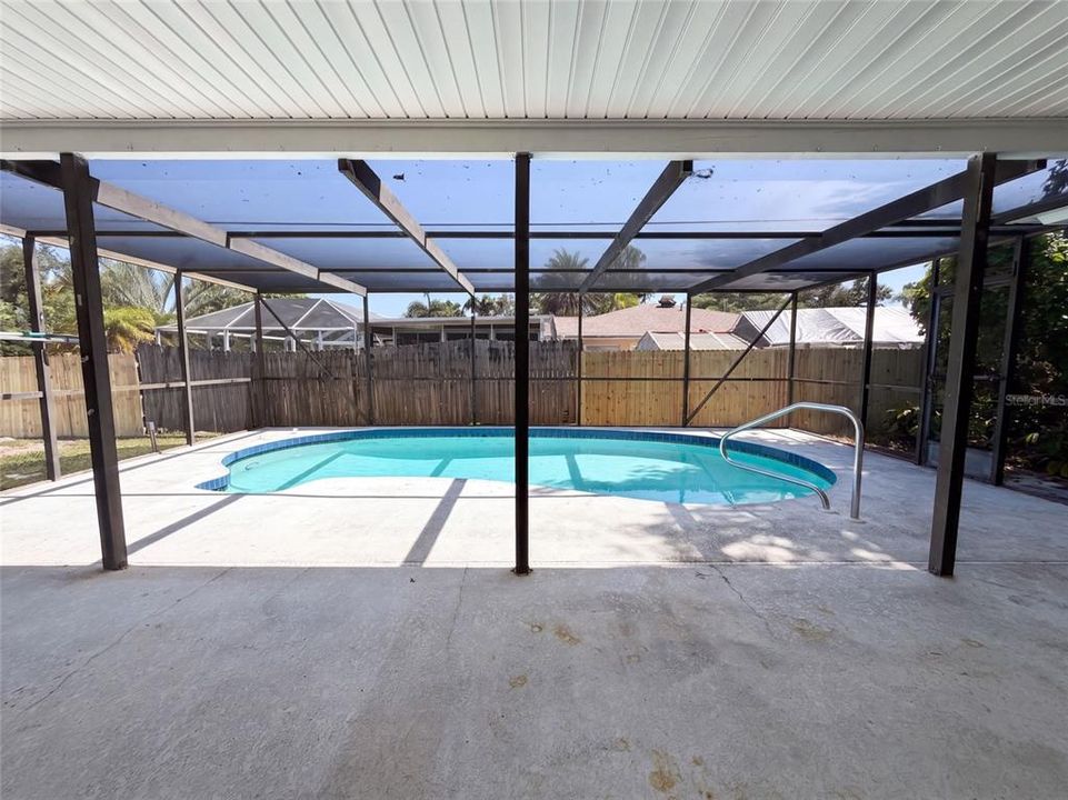 For Sale: $367,000 (3 beds, 2 baths, 1533 Square Feet)