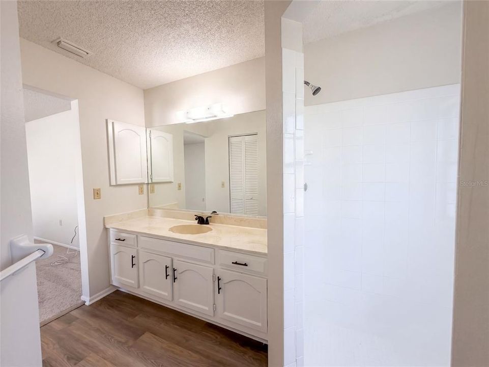 For Sale: $367,000 (3 beds, 2 baths, 1533 Square Feet)