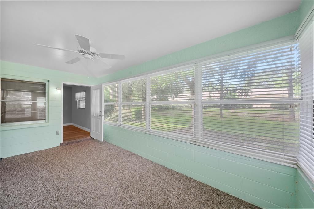 For Sale: $190,000 (2 beds, 2 baths, 1409 Square Feet)