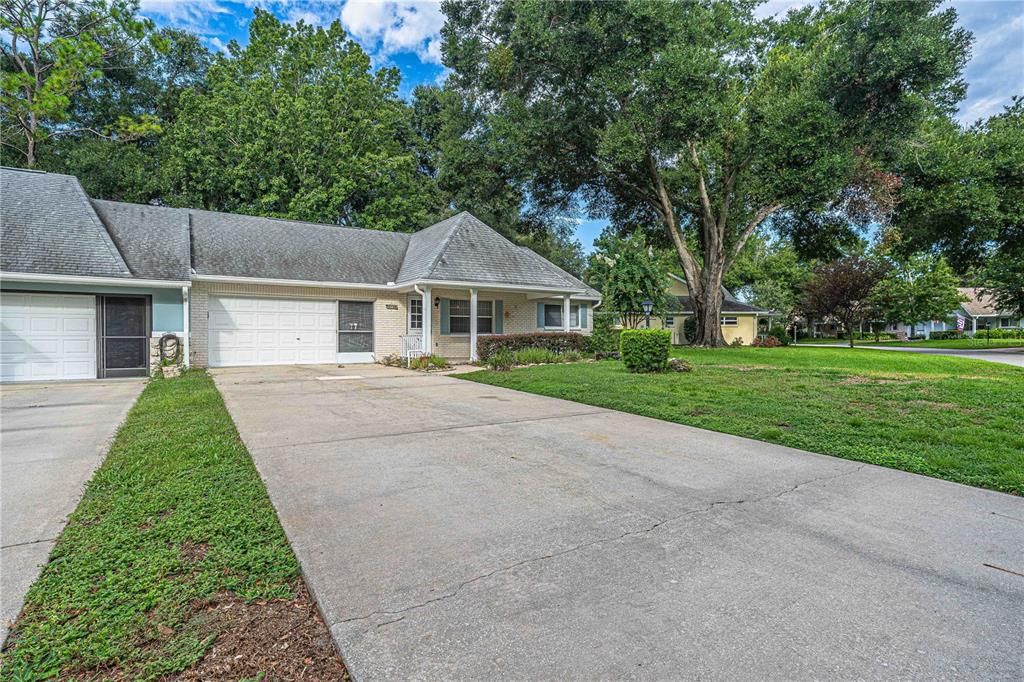 For Sale: $190,000 (2 beds, 2 baths, 1409 Square Feet)