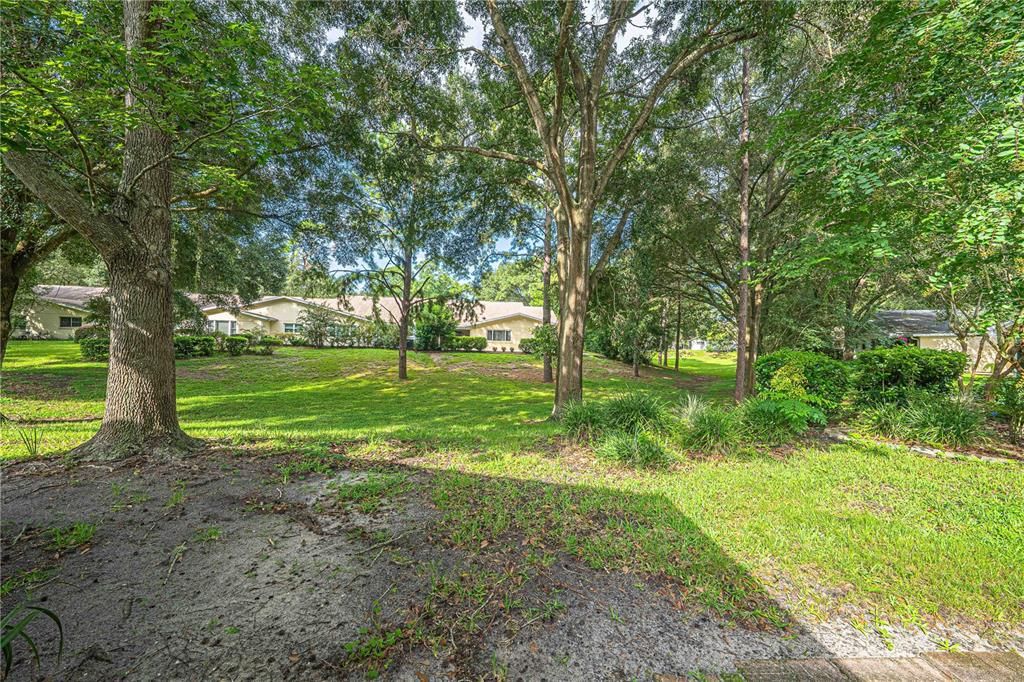 For Sale: $190,000 (2 beds, 2 baths, 1409 Square Feet)