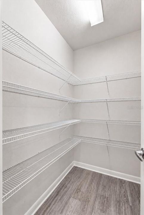 На продажу: $354,900 (4 спален, 2 ванн, 1773 Квадратных фут)