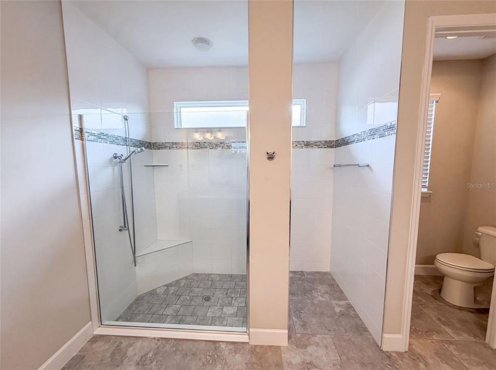 For Sale: $485,000 (3 beds, 2 baths, 2024 Square Feet)