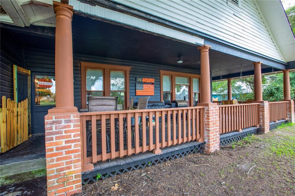 For Sale: $225,000 (3 beds, 2 baths, 1682 Square Feet)