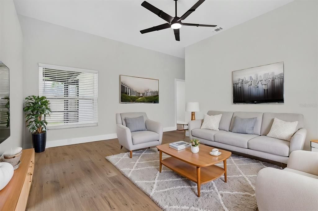 For Sale: $549,900 (3 beds, 2 baths, 1719 Square Feet)