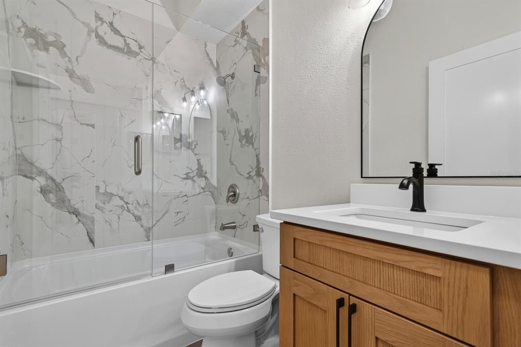 For Sale: $549,900 (3 beds, 2 baths, 1719 Square Feet)