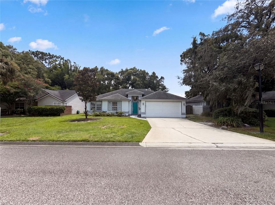 For Sale: $431,000 (4 beds, 2 baths, 1758 Square Feet)