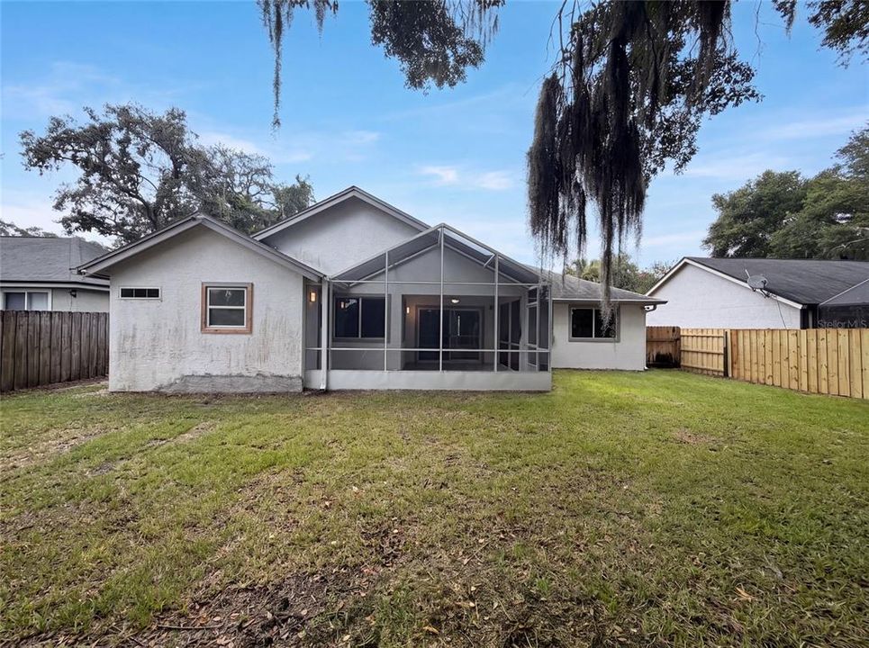 For Sale: $431,000 (4 beds, 2 baths, 1758 Square Feet)