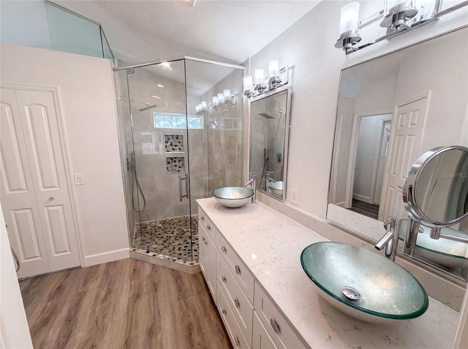 For Sale: $431,000 (4 beds, 2 baths, 1758 Square Feet)
