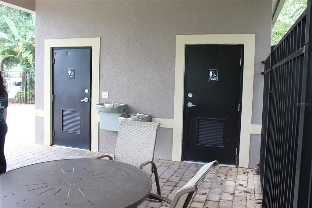 For Rent: $2,499 (3 beds, 2 baths, 1672 Square Feet)