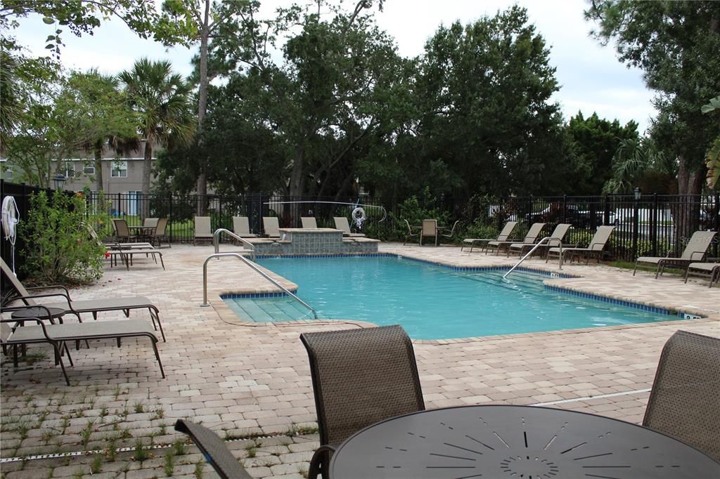 For Rent: $2,499 (3 beds, 2 baths, 1672 Square Feet)