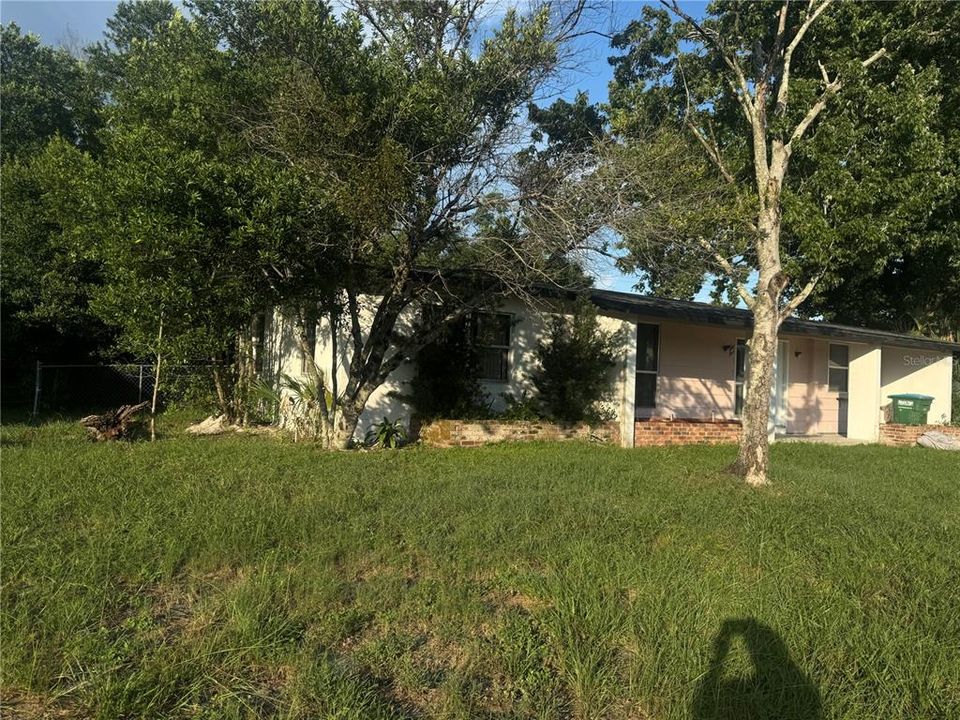 For Rent: $1,700 (3 beds, 1 baths, 1085 Square Feet)